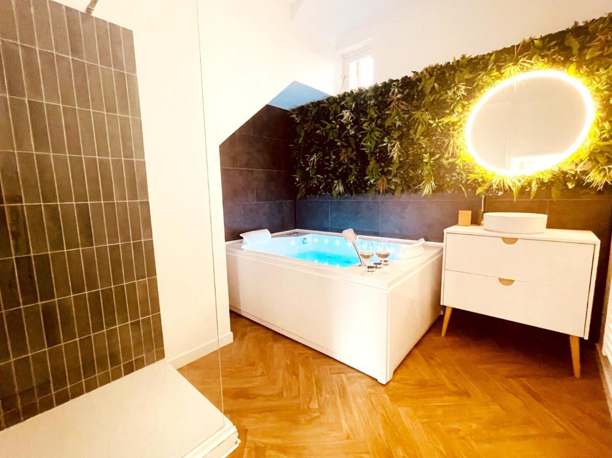 Le Jungle SPA **** Nîmes Esterno foto